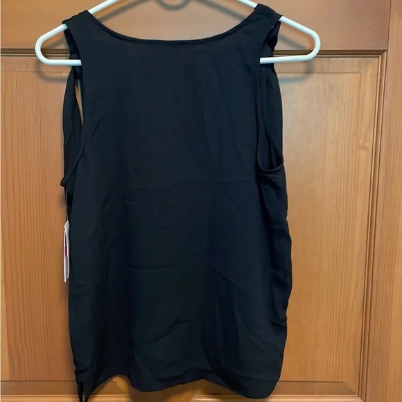 Riley & Rae XS Top - Picture 5 of 8